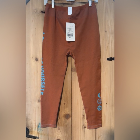 Fabletics leggings XL - Picture 3 of 4